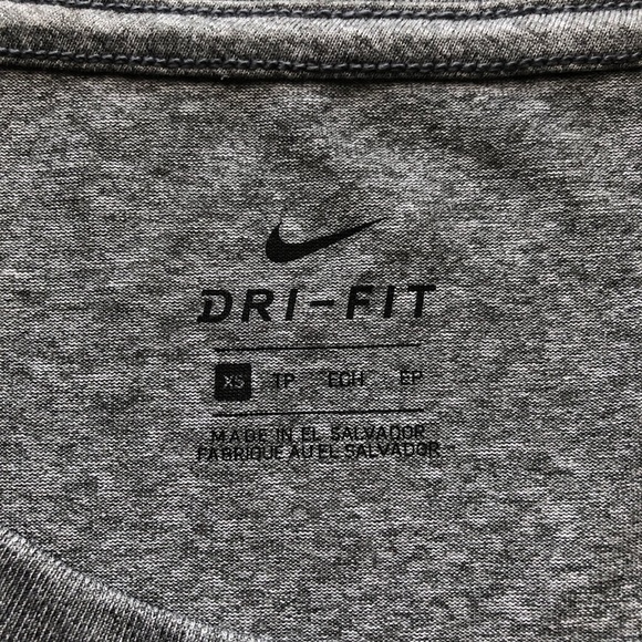 Nike Shirt - Picture 3 of 3